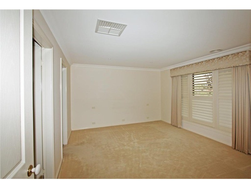 26 Stirling Boulevard, Tatton NSW 2650
