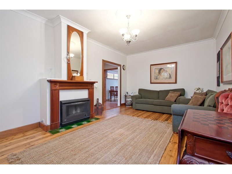 220 Kincaid  Street, Wagga Wagga NSW 2650