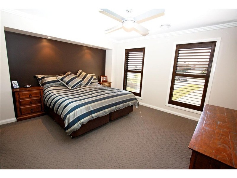 6 Kyalla Place, Bourkelands NSW 2650