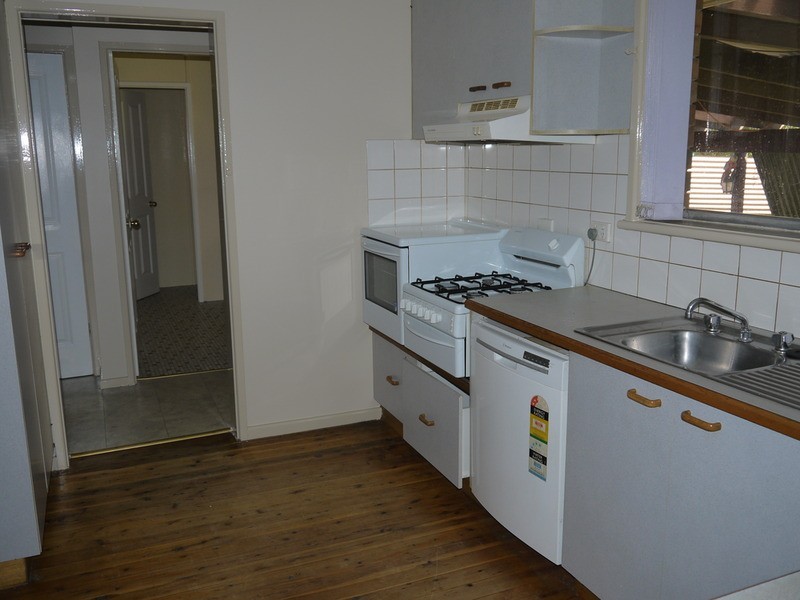 31 Bruce Street, Tolland NSW 2650