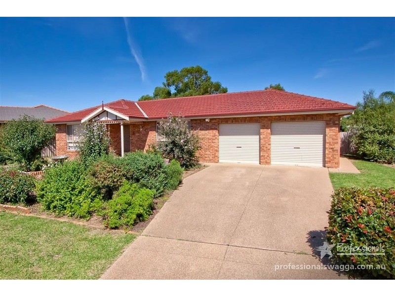 21 Nunkeri Street, Glenfield Park NSW 2650