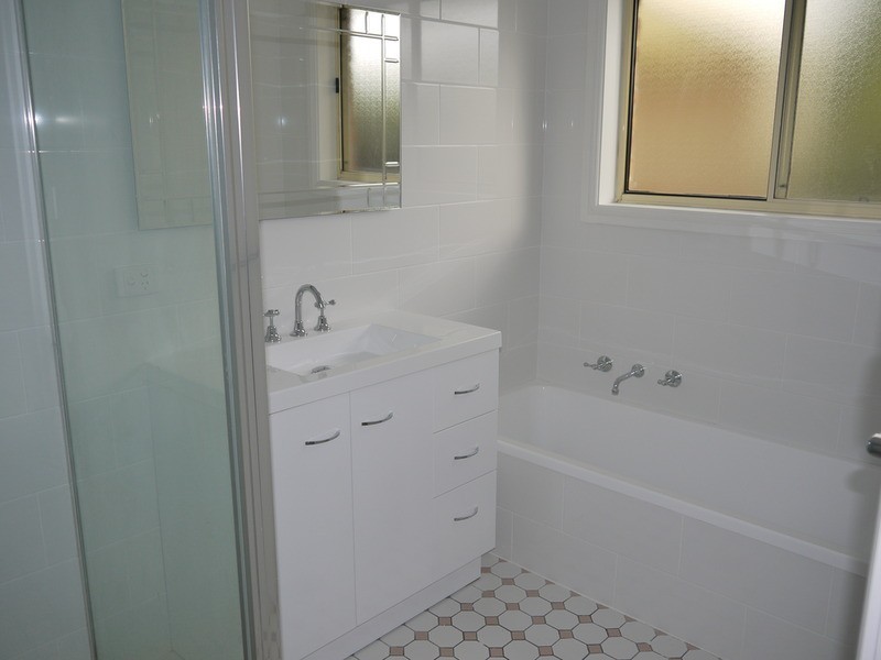 1/8 Malebo Place, Tatton NSW 2650