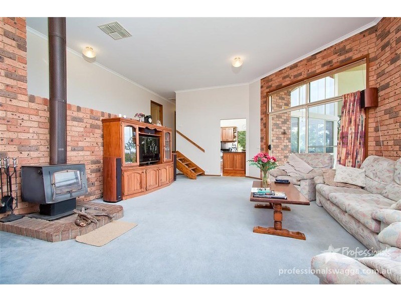 89 Brucedale Drive, Brucedale NSW 2650