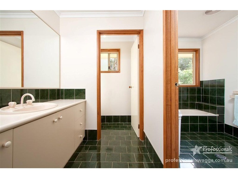 89 Brucedale Drive, Brucedale NSW 2650