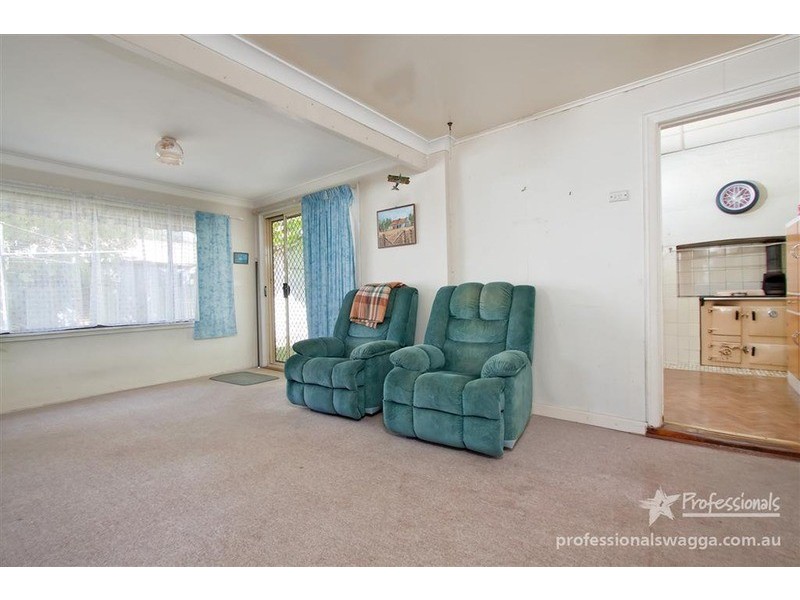 21 Morundah Street, Wagga Wagga NSW 2650