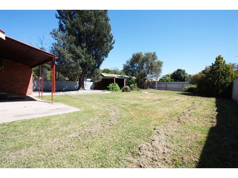 85 Crampton  Street, Wagga Wagga NSW 2650