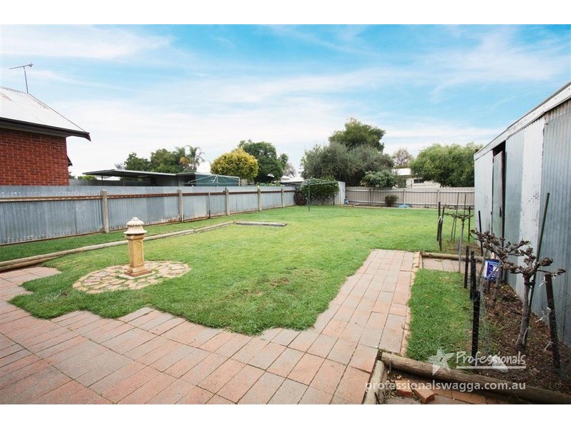 144 Fernleigh  Road, Mount Austin NSW 2650