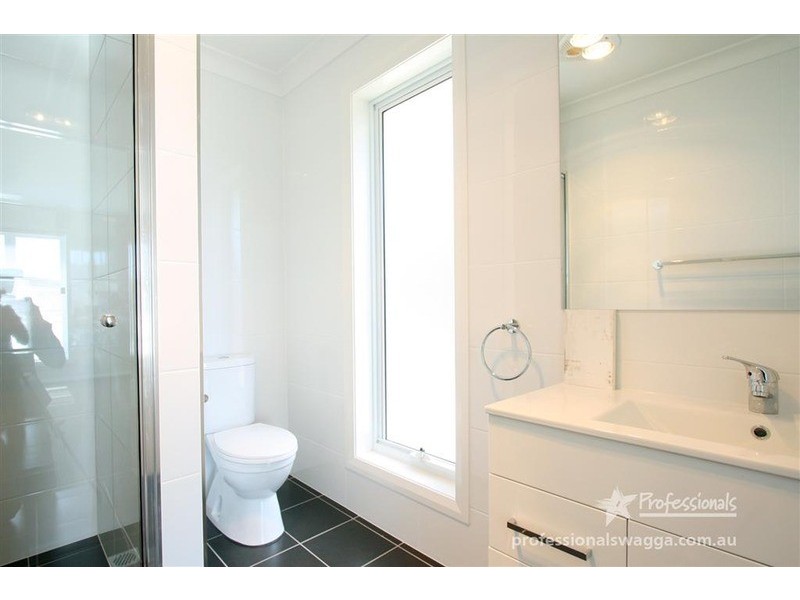 13 Mima  Street, Glenfield Park NSW 2650