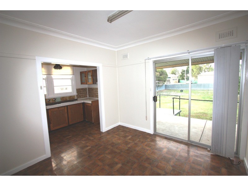 5 Spring Street, Wagga Wagga NSW 2650