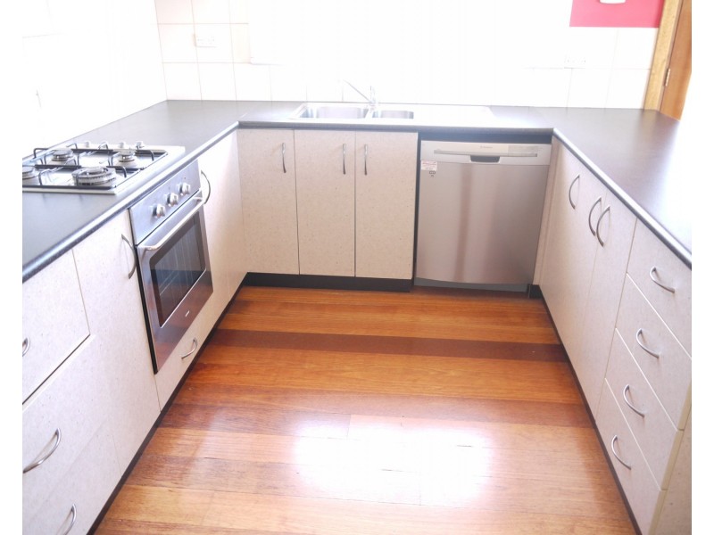 15 James Street, Kooringal NSW 2650