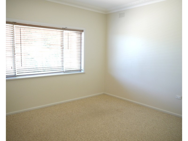 15 James Street, Kooringal NSW 2650