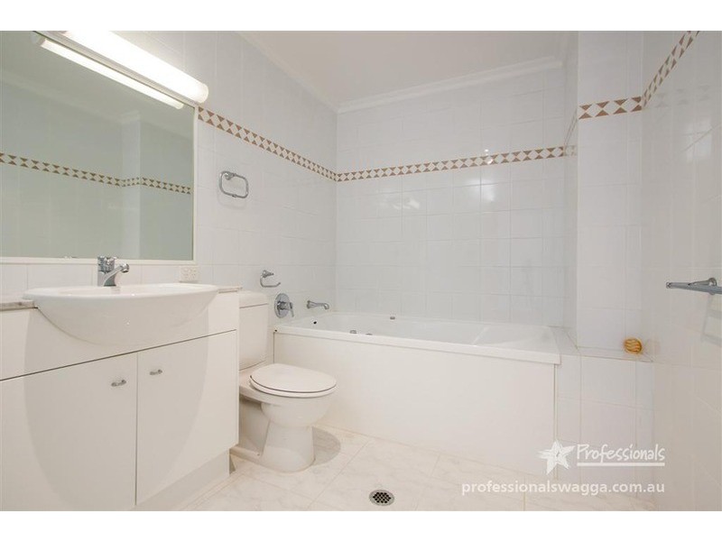 103/138 Tarcutta  Street, Wagga Wagga NSW 2650