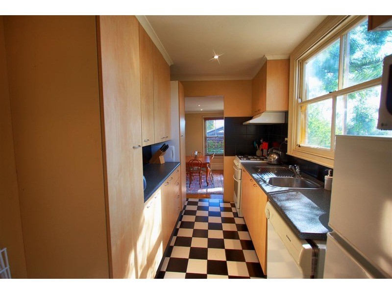 51 Macleay Street, Turvey Park NSW 2650