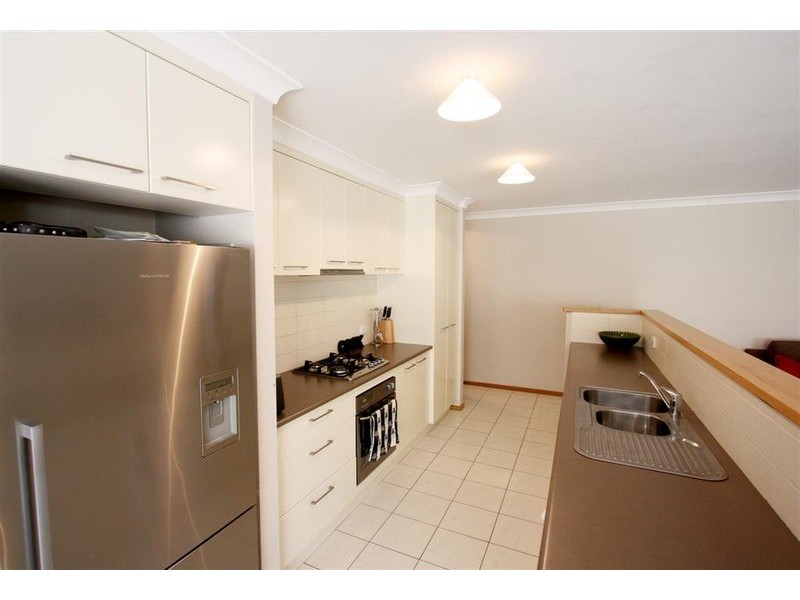 24 Franklin Drive, Estella NSW 2650