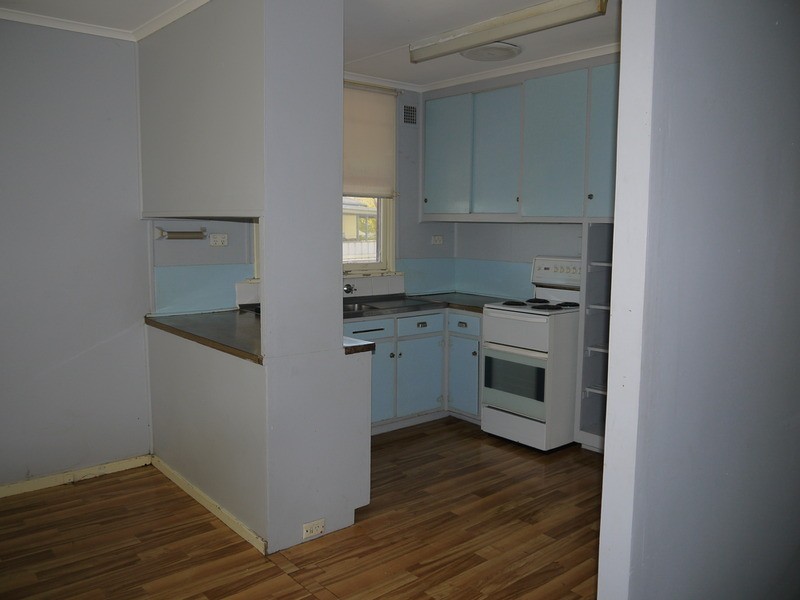 21 Darlow  Street, Mangoplah NSW 2652