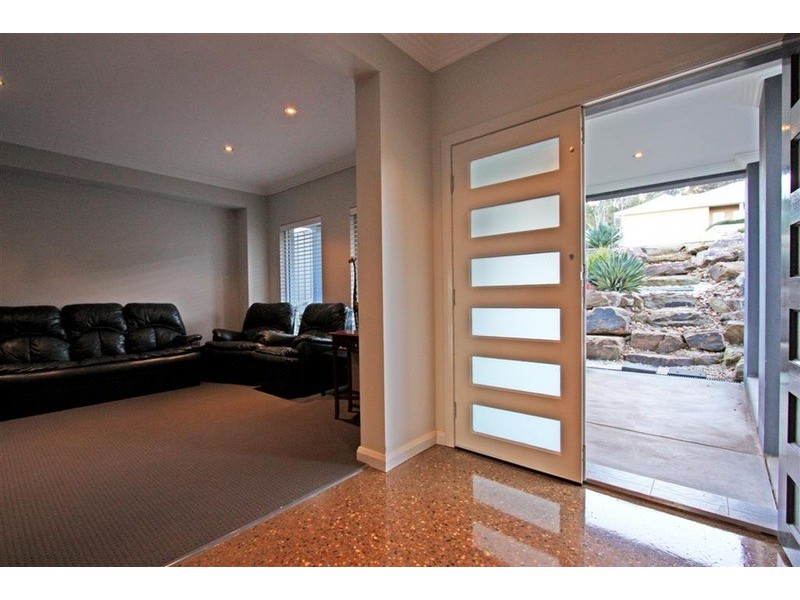 56 Atherton  Crescent, Tatton NSW 2650