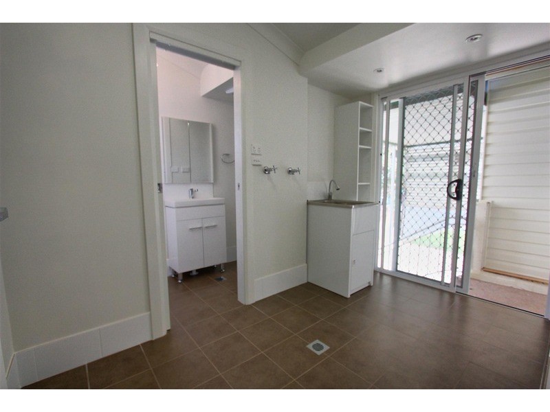 64 Mitchelmore Street, Turvey Park NSW 2650