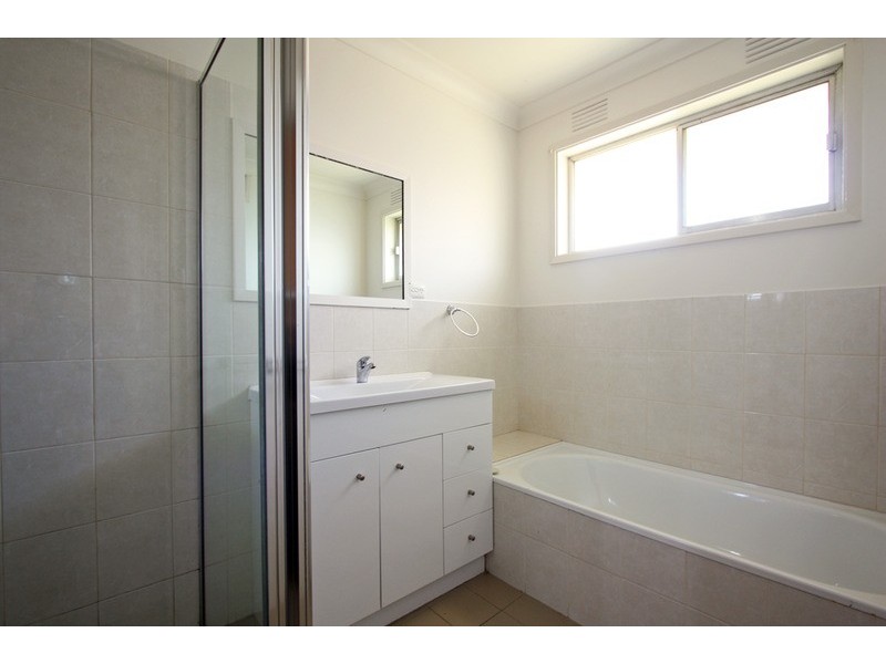 3 Holloway Street, Tolland NSW 2650