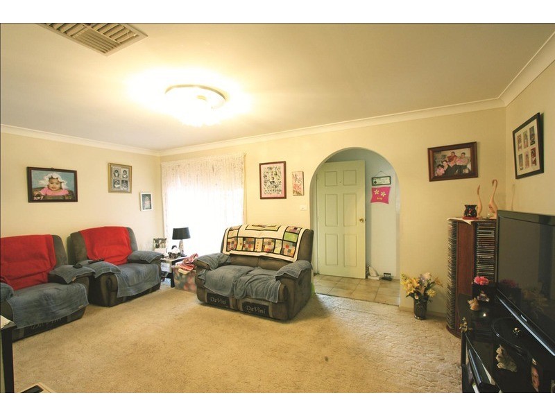 21 O’Connor  Street, Tolland NSW 2650