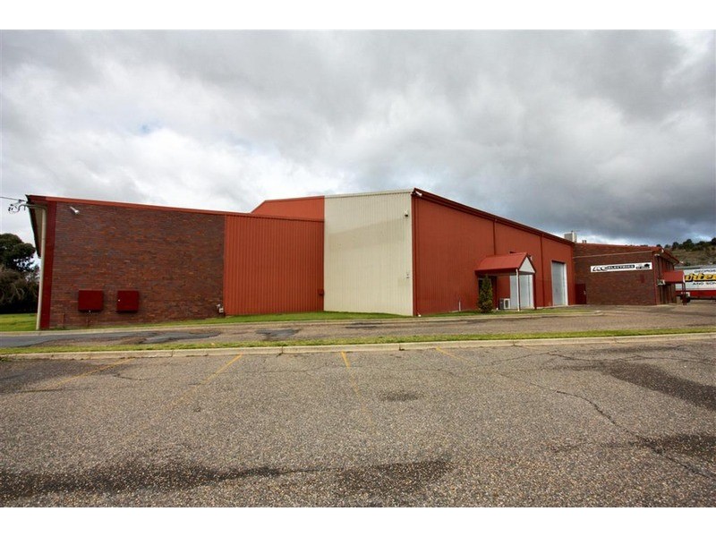 28 Nagle Street, Wagga Wagga NSW 2650