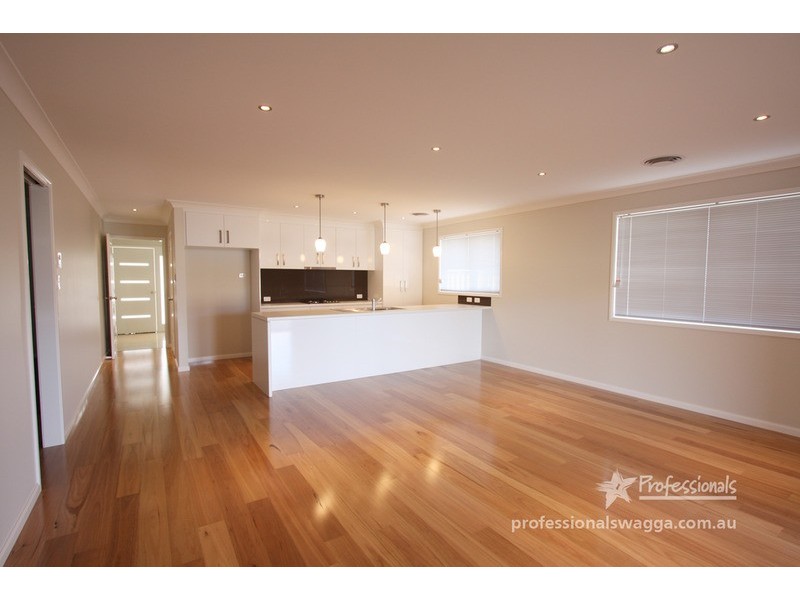 11/124 Mima Street, Glenfield Park NSW 2650