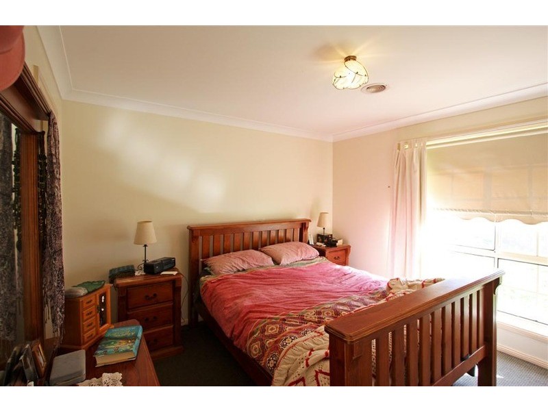 15 Kimberley Drive, Tatton NSW 2650