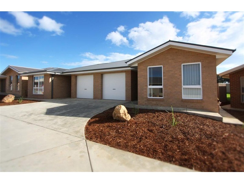 11/10 Mirrul Street, Glenfield Park NSW 2650