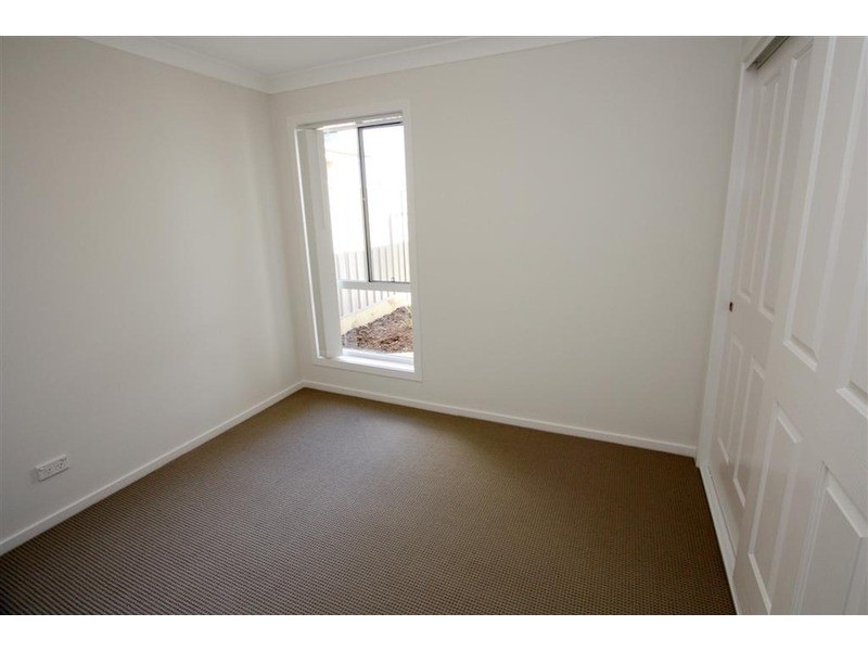 12/10 Mirrul Street, Glenfield Park NSW 2650