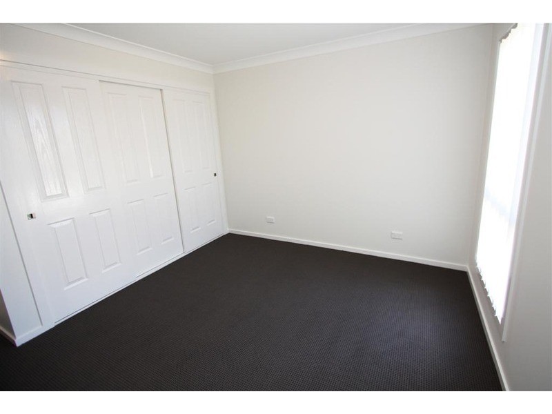 13/10 Mirrul Street, Glenfield Park NSW 2650