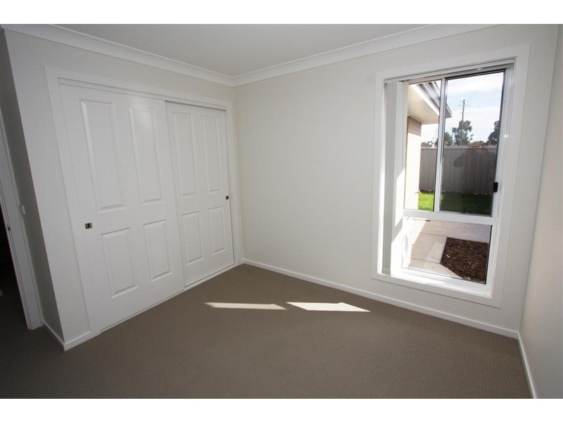 14/10 Mirrul Street, Glenfield Park NSW 2650