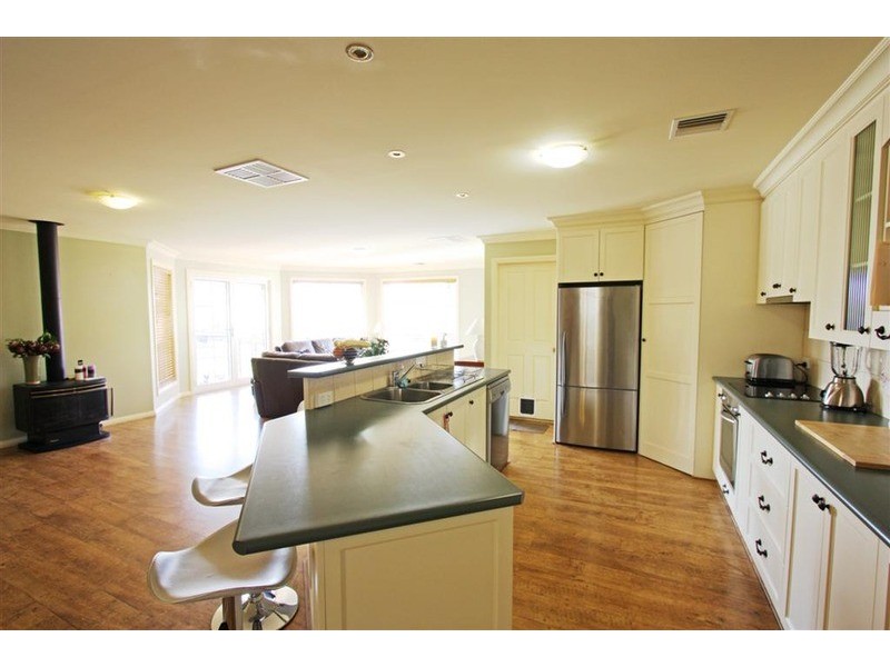 30 Stirling Boulevard, Tatton NSW 2650