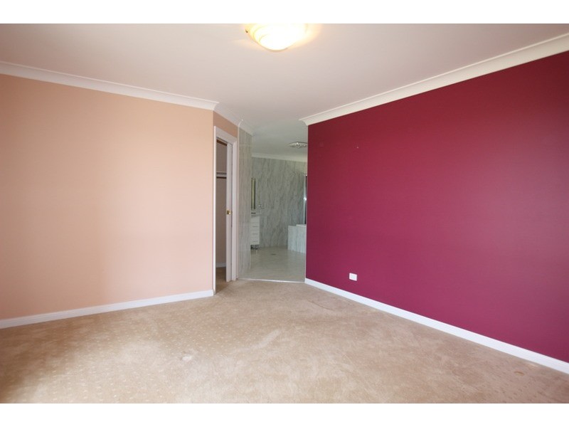 10 Peppermint Drive, Springvale NSW 2650