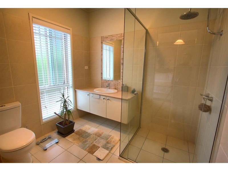 2 Tamar Drive, Tatton NSW 2650