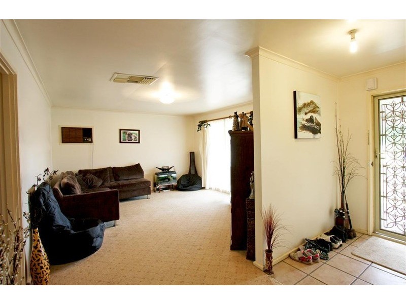 9 Dunn Avenue, Forest Hill NSW 2651