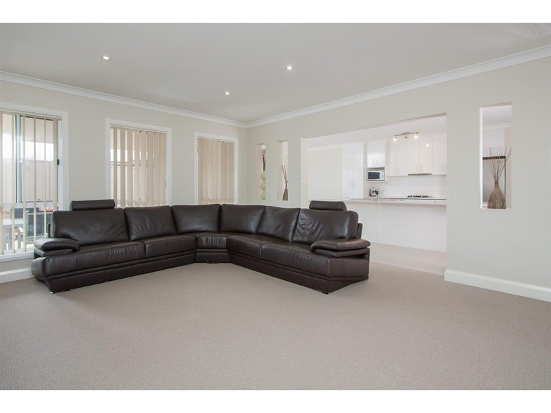 60 Stirling  Boulevard, Tatton NSW 2650
