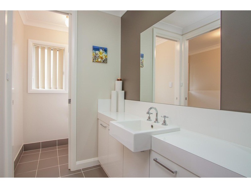 60 Stirling  Boulevard, Tatton NSW 2650