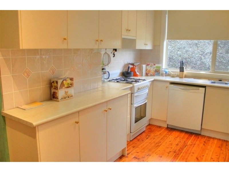 96 Mitchelmore Street, Turvey Park NSW 2650