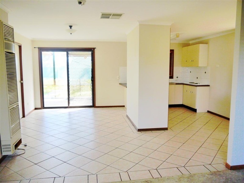 12 Naretha  Street, Glenfield Park NSW 2650