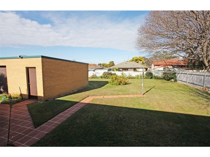 31 Merinda Crescent, Kooringal NSW 2650