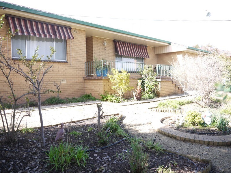 29 Marama  Parade, Mount Austin NSW 2650