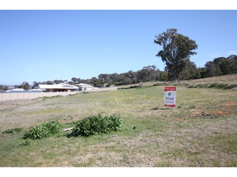 3 Darling  Place, Tatton NSW 2650