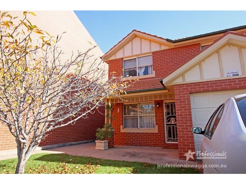 9/11 Crampton  Street, Wagga Wagga NSW 2650