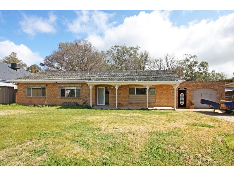 34 Day Street, The Rock NSW 2655