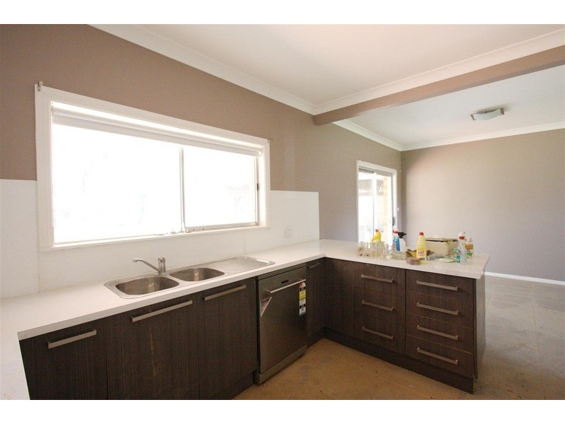 34 Day Street, The Rock NSW 2655