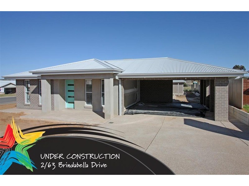 2/63 Brindabella  Drive, Tatton NSW 2650