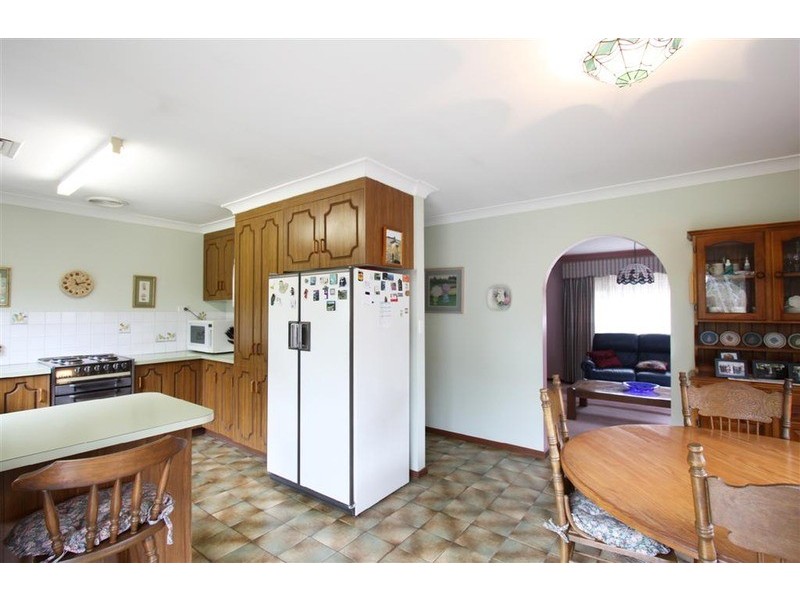 67 Truscott Drive, Ashmont NSW 2650