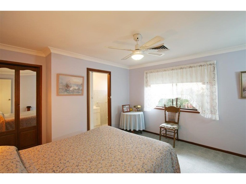 67 Truscott Drive, Ashmont NSW 2650