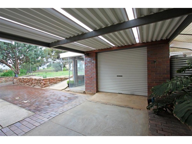 67 Truscott Drive, Ashmont NSW 2650