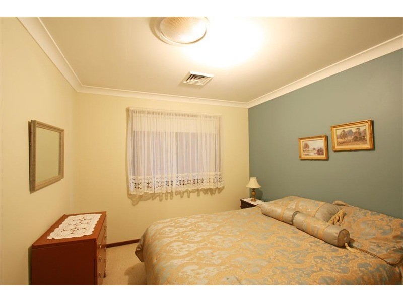 67 Truscott Drive, Ashmont NSW 2650