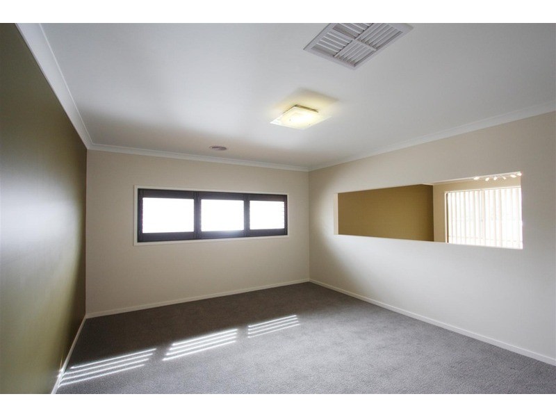 36 Brindabella  Drive, Tatton NSW 2650